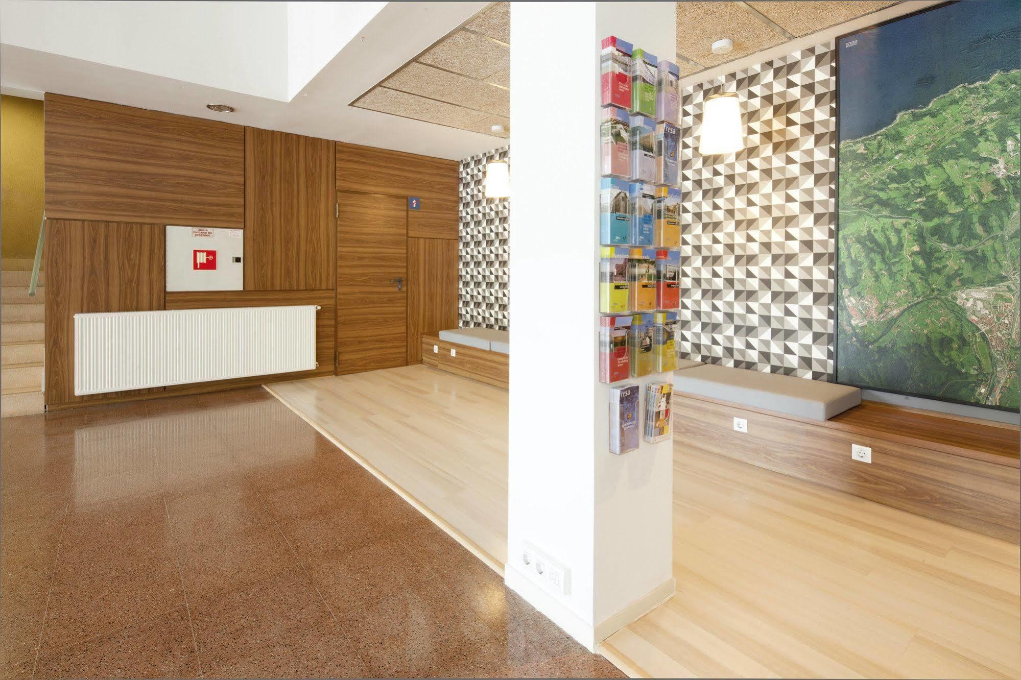 Residencia Universitaria Resa Manuel Agud Querol San Sebastián Eksteriør bilde